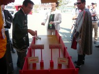 ゴールできず悔しがる末松鈴鹿市長